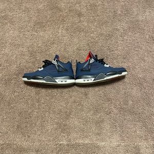 AIR Jordan 4 ‘Loyal blue’